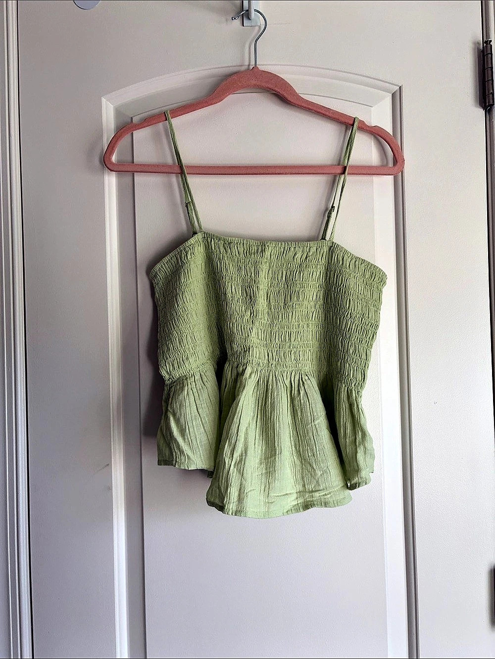 American Eagle Smocked Peplum Camisole in Green Large Like New